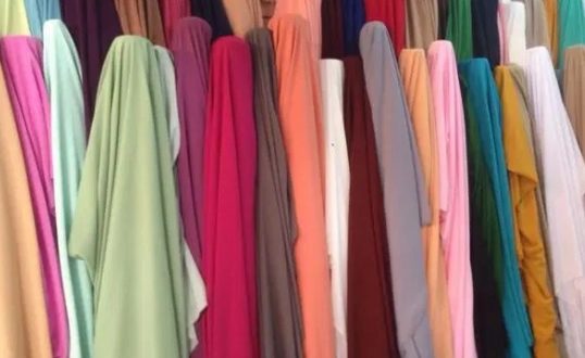 Rekomendasi Jenis Kain untuk Membuat Dress
